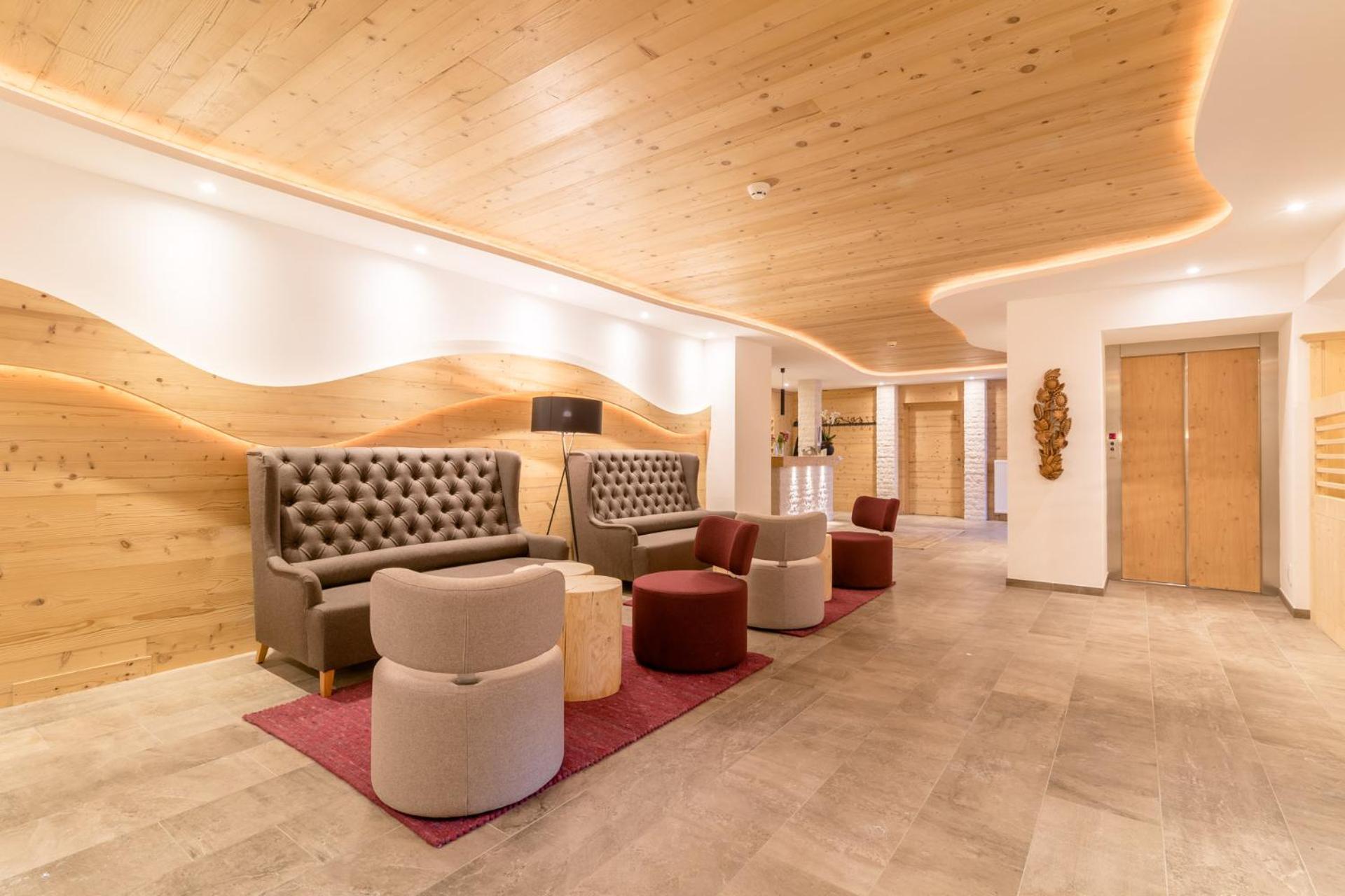 Garni Jasmin Hotel San Cassiano  Exterior photo