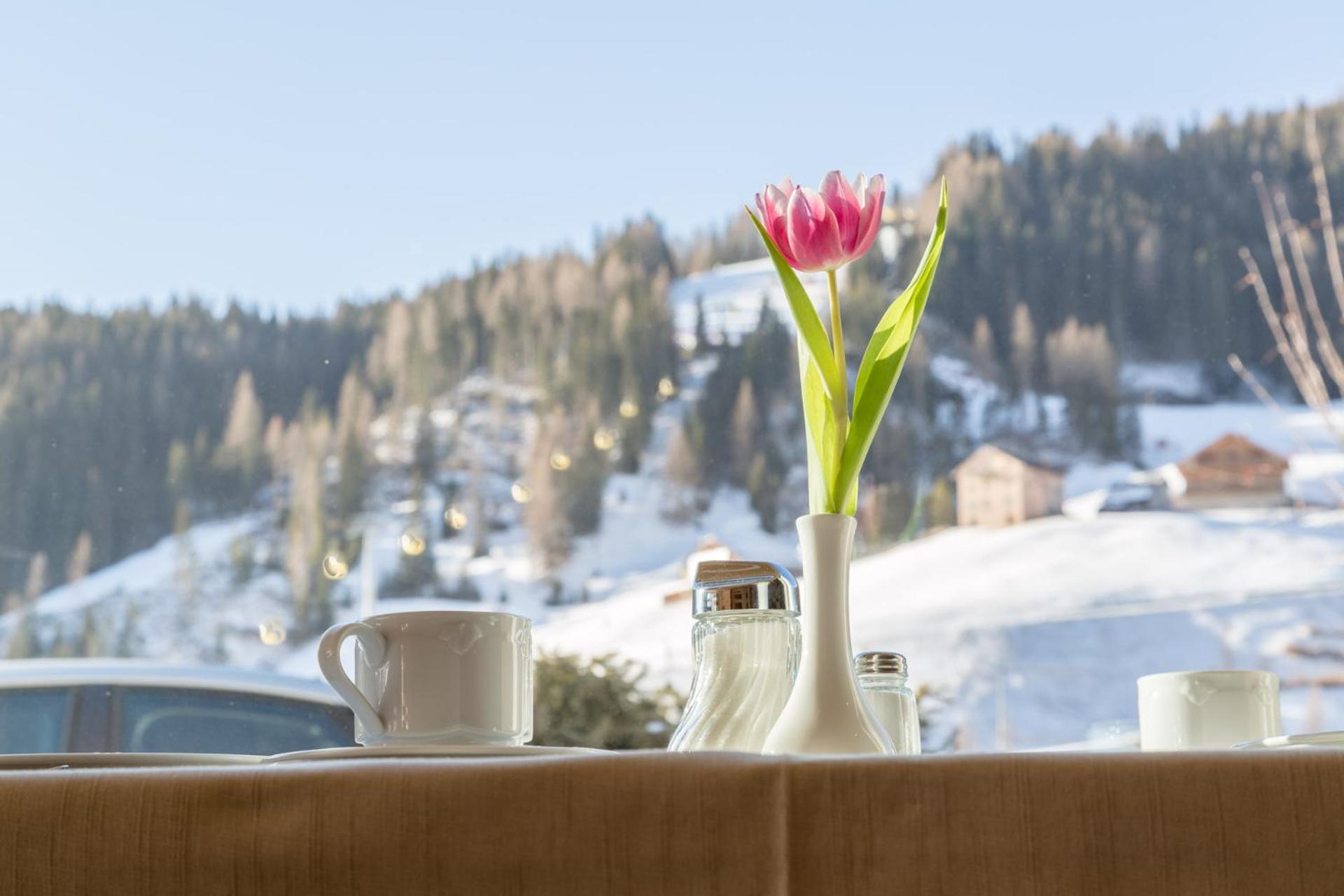 Garni Jasmin Hotel San Cassiano  Exterior photo